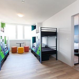 Schlafsaal Zimmer
